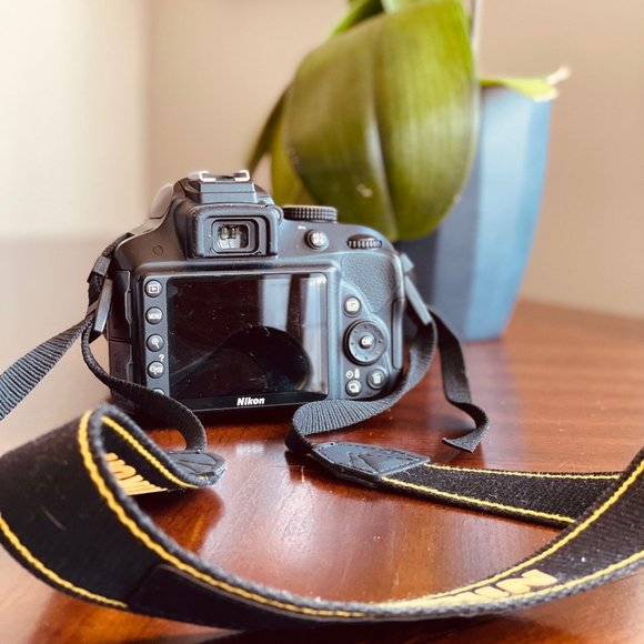 Nikon D3300 with Additional Portrait Lens - Picture 4 of 8